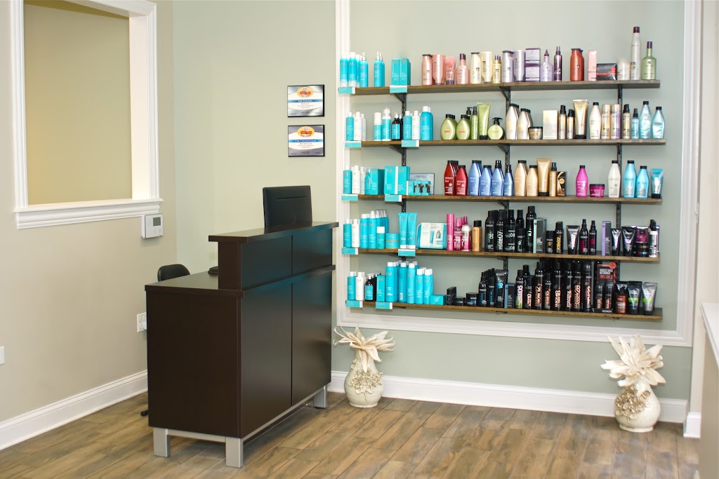 Chic Concepts Salon | 607 E Irving Park Rd, Roselle, IL 60172, USA | Phone: (630) 529-3837