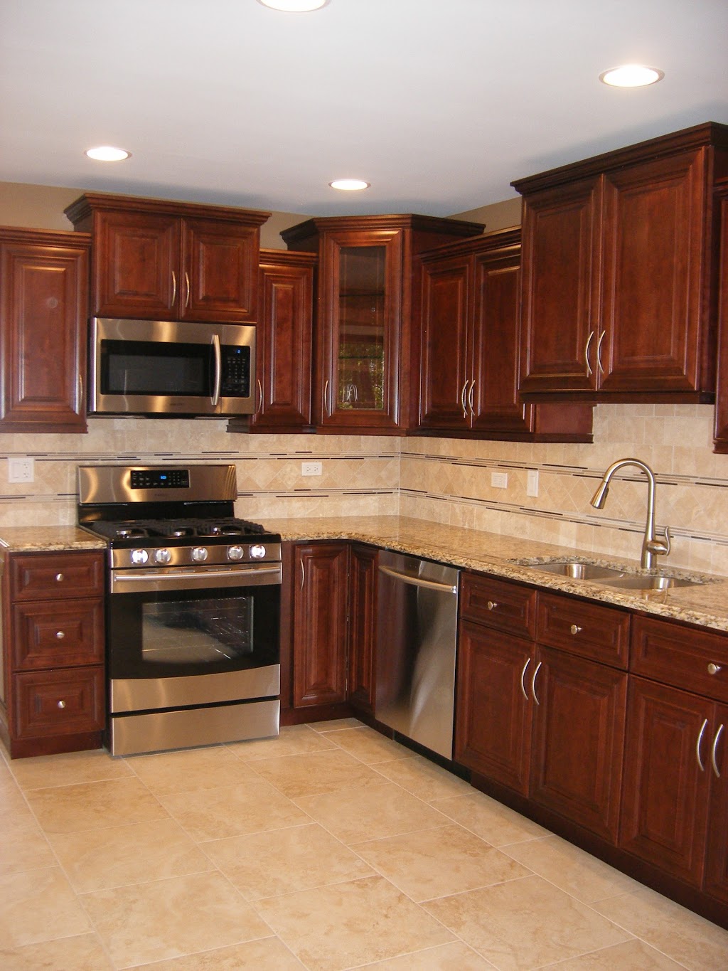 Handsome Cabinets | 2801 W Touhy Ave C, Elk Grove Village, IL 60007, USA | Phone: (847) 813-6081