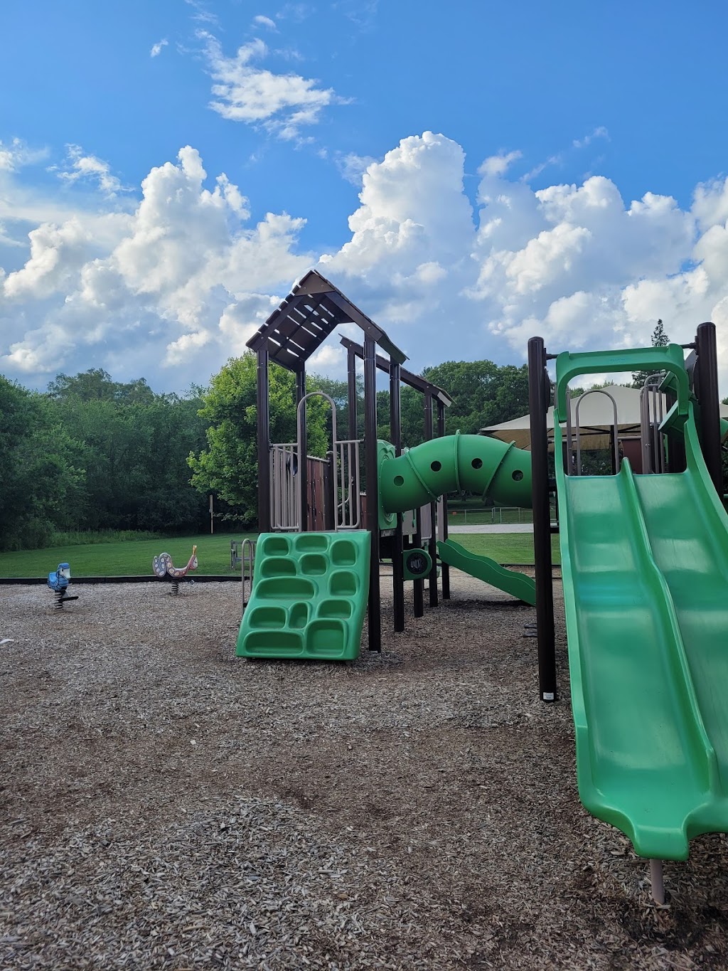 Gazebo, FCA (Franklin Community Assoc. | 26495-26201 Carol Ave, Franklin, MI 48025, USA | Phone: (248) 626-9666