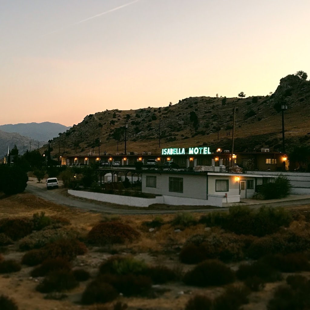 Lake Isabella Motel | 400 CA-155, Lake Isabella, CA 93240 | Phone: (760) 379-2800