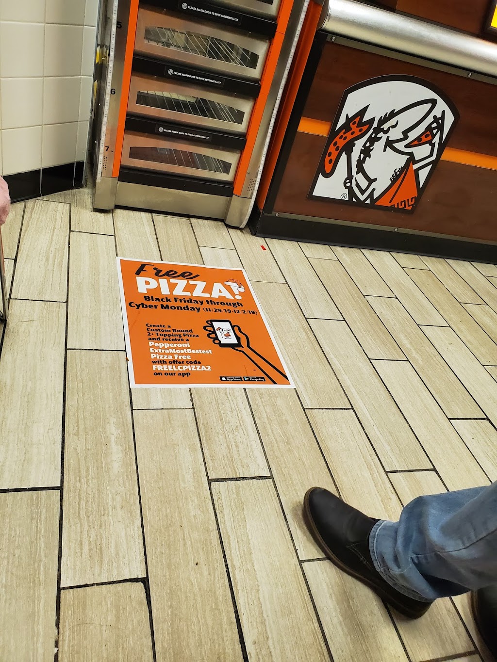 Little Caesars Pizza | 11100 Sean Haggerty Dr STE 303, El Paso, TX 79924, USA | Phone: (915) 821-4133