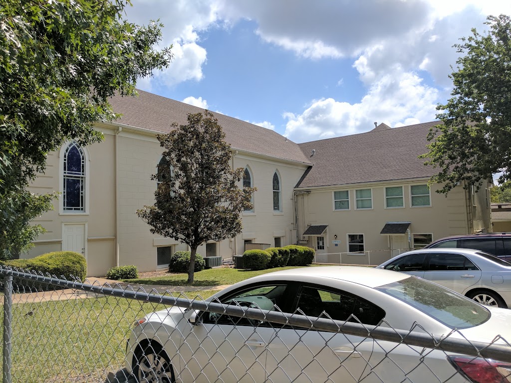 First Presbyterian Church | 703 S Church St, Georgetown, TX 78626, USA | Phone: (512) 863-3381