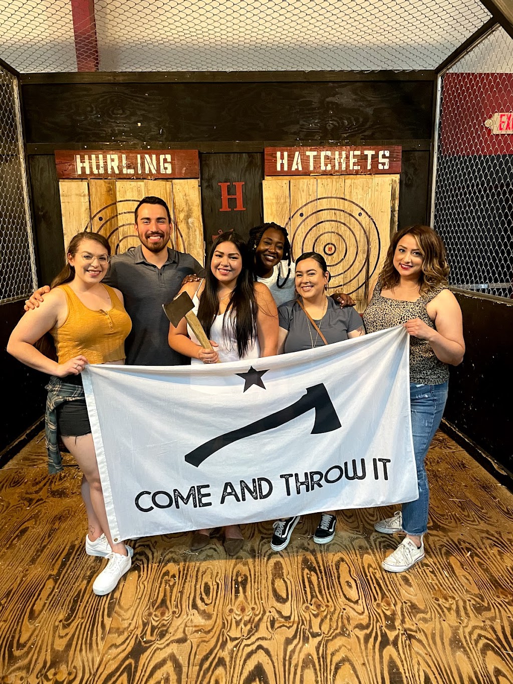 Hurling Hatchets Axe Throwing | 12344 Gulf Fwy Ste L, Houston, TX 77034, USA | Phone: (281) 612-2447