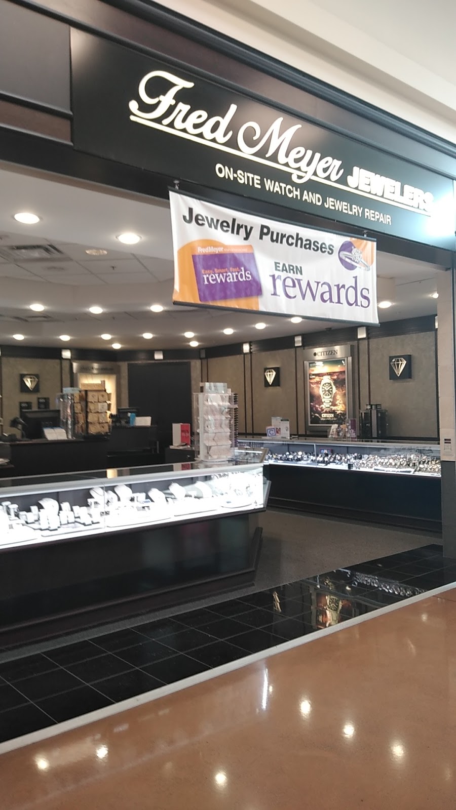 Fred Meyer Jewelers | 2902 164th St SW, Lynnwood, WA 98087, USA | Phone: (425) 787-4915