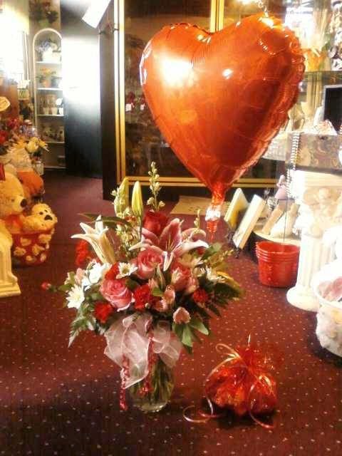 Old Town Flowers and Gifts | 79 Main St NW suite B, Lilburn, GA 30047, USA | Phone: (770) 921-4700