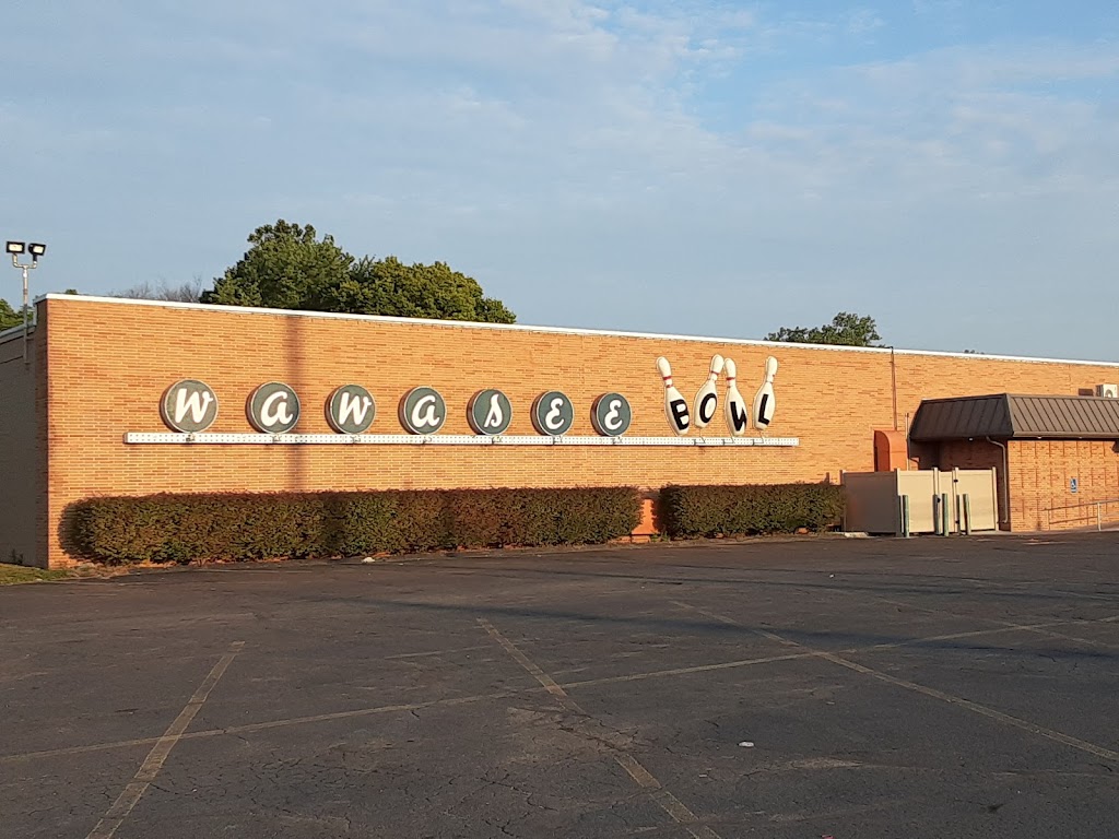 Wawasee Bowl | 1201 S Huntington St, Syracuse, IN 46567, USA | Phone: (574) 457-3855