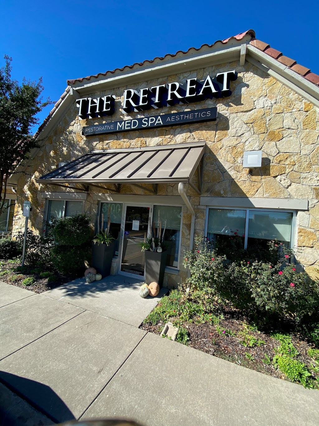 The Retreat Restorative & Aesthetics: Dr. Joshua Baker | 3100 Ridge Rd, Rockwall, TX 75032, USA | Phone: (469) 769-7101