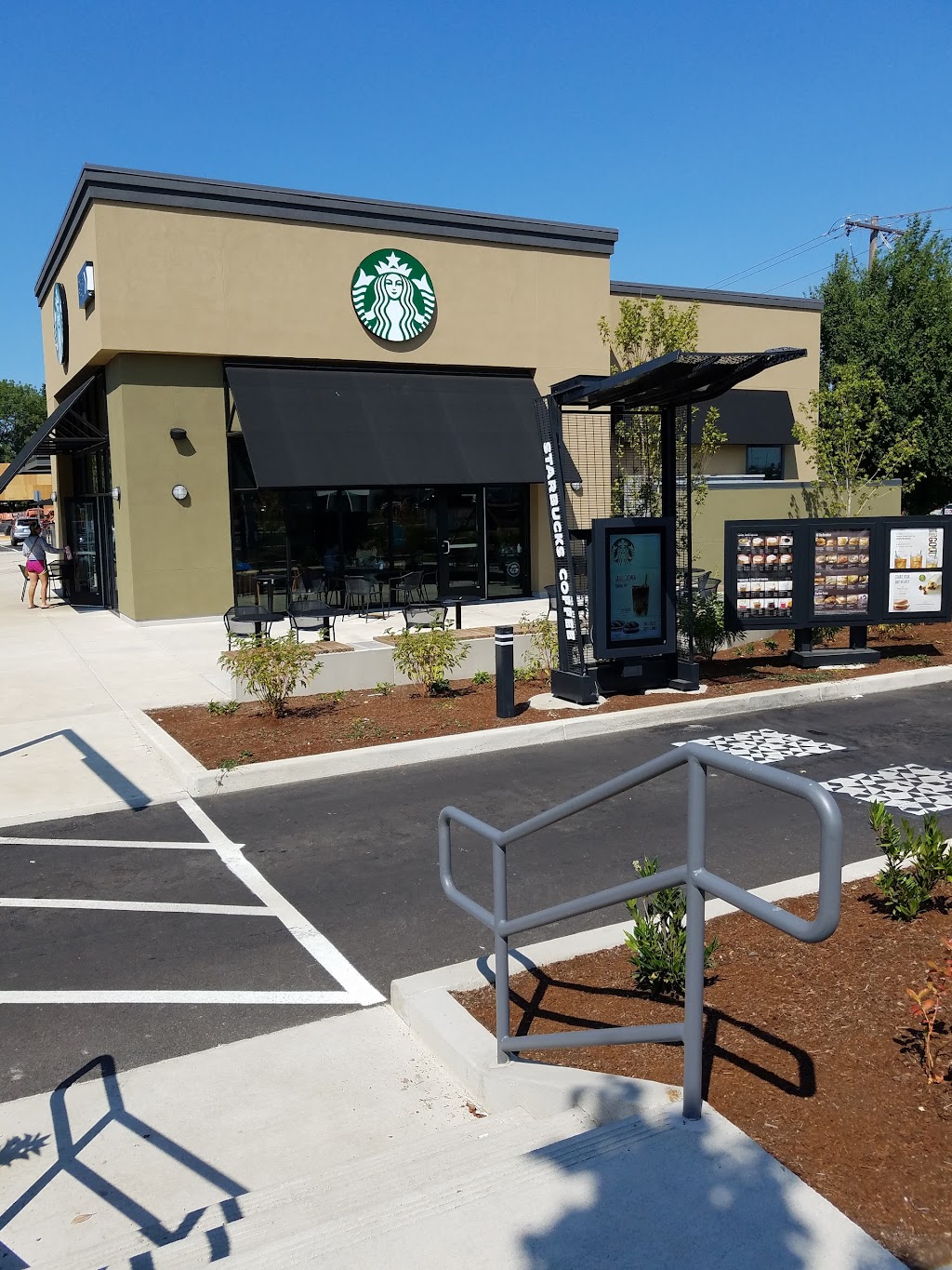 Starbucks | 105 N Arney Rd, Woodburn, OR 97071, USA | Phone: (503) 981-1758