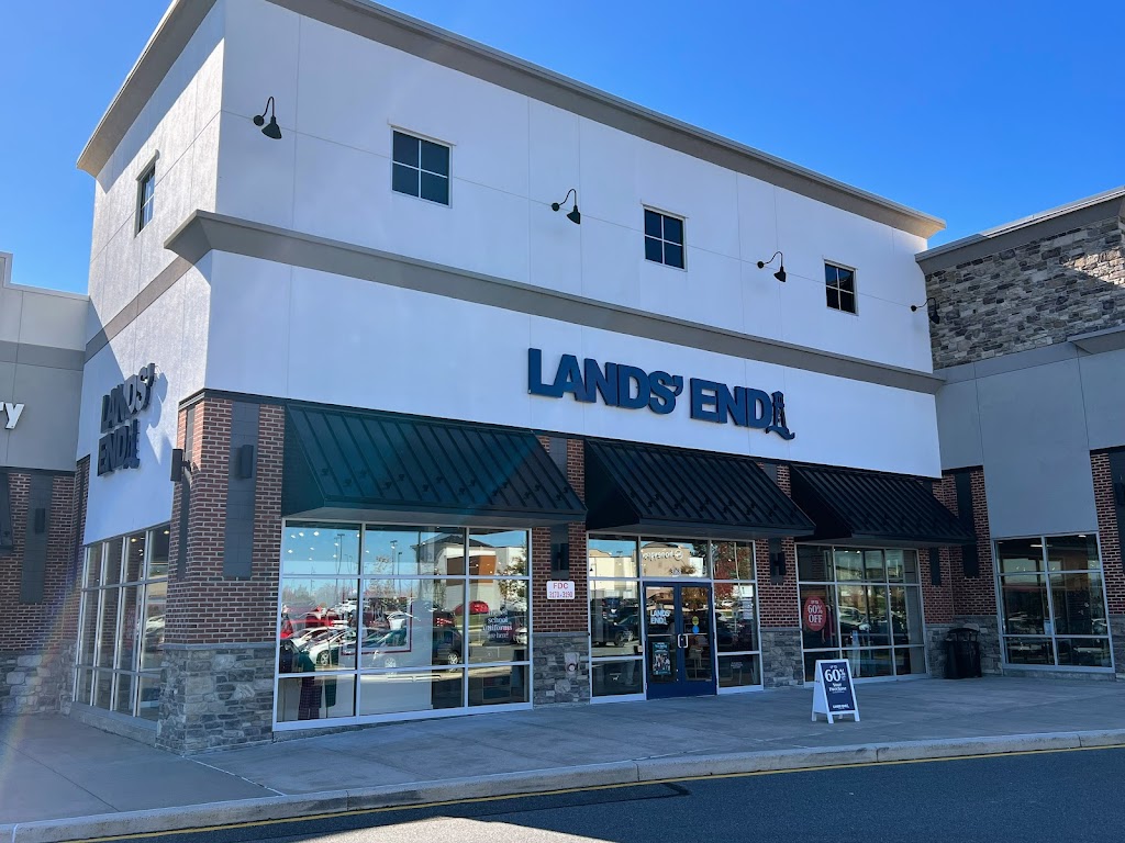 Lands End | 3168 Fashion Center Blvd, Newark, DE 19702, USA | Phone: (302) 356-0570