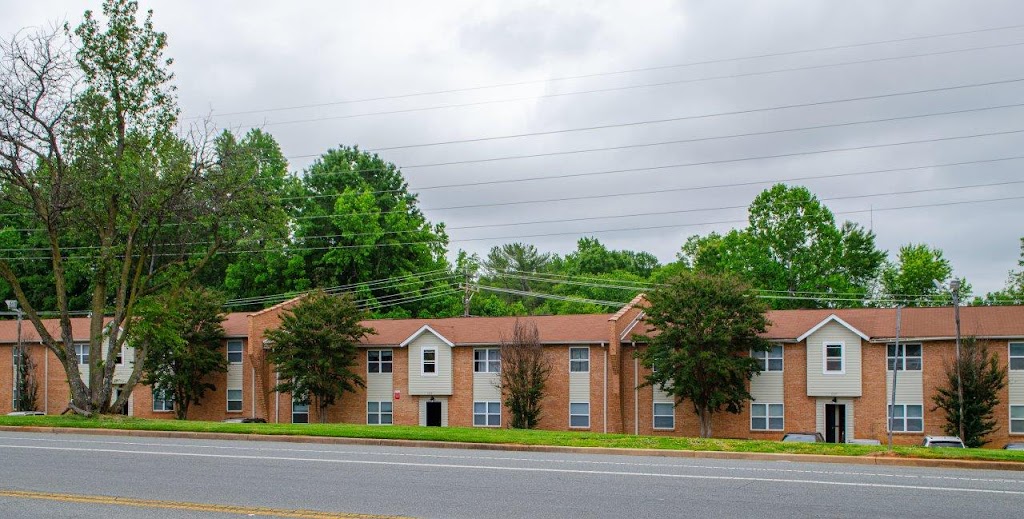 Vista Villa Apartments | 6309 Montego Dr, Charlotte, NC 28215 | Phone: (704) 535-0818