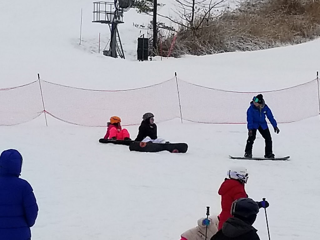 Brandywine Ski Area | 1146 W Highland Rd, Northfield, OH 44067, USA | Phone: (800) 875-4241