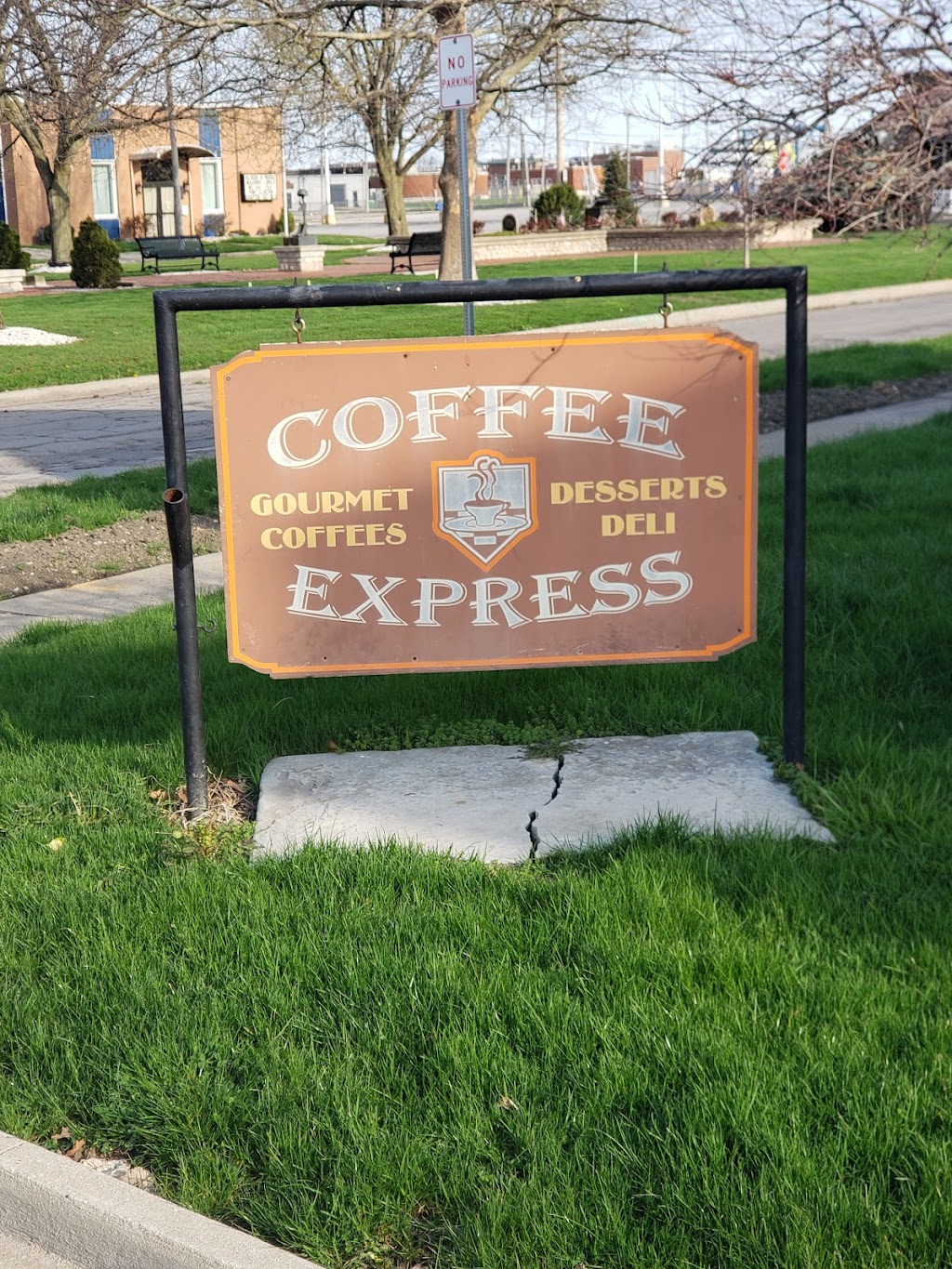 Coffee Express | 128 W 2nd St, Port Clinton, OH 43452, USA | Phone: (419) 734-2089