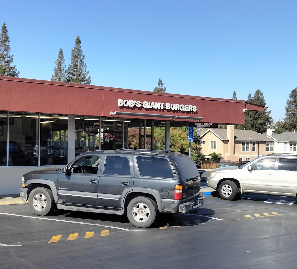 Bobs Giant Burgers | 4223 First St, Pleasanton, CA 94566, USA | Phone: (925) 846-4657