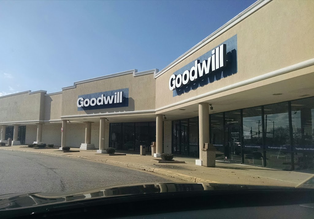 Goodwill Lynnhaven Retail Store | 600 S Lynnhaven Rd, Virginia Beach, VA 23452, USA | Phone: (757) 213-4474