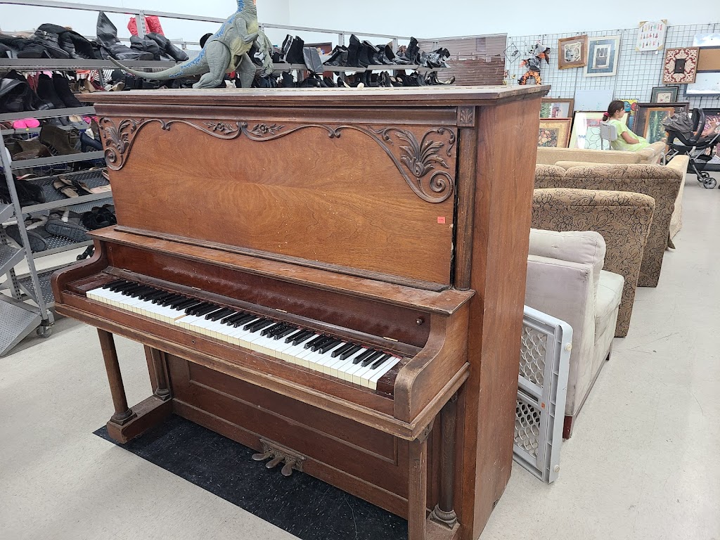 Goodwill Thrift Store and Donation Center | 1325 E Florence Blvd, Casa Grande, AZ 85122, USA | Phone: (520) 582-1002