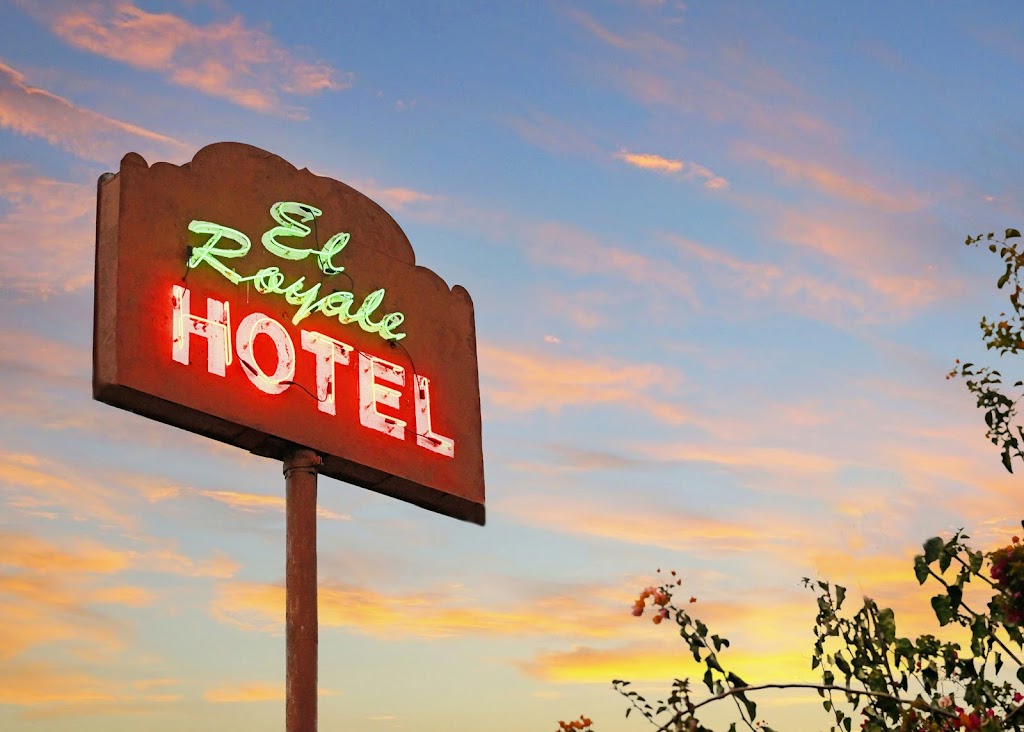 El Royale Hotel Near Universal Studios Hollywood | 11117 Ventura Blvd, Studio City, CA 91604, USA | Phone: (323) 829-1860