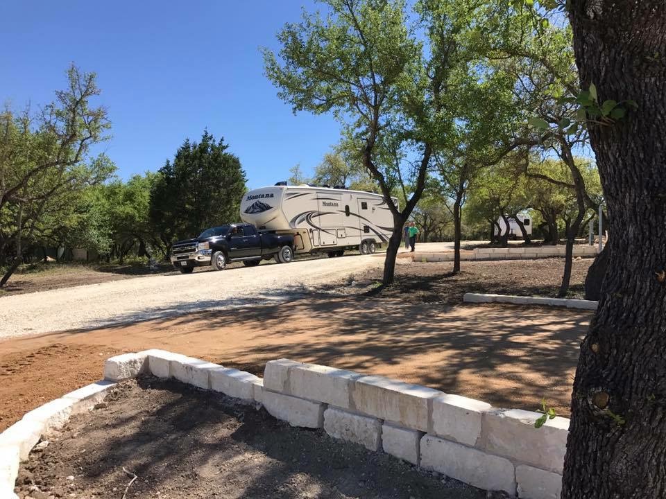 Henly RV Park | 710 Henly Loop, Dripping Springs, TX 78620, USA | Phone: (512) 660-1273