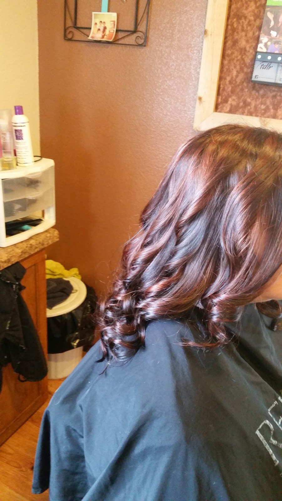 Texas Clips | 106 Front St, Weatherford, TX 76086, USA | Phone: (817) 757-4390