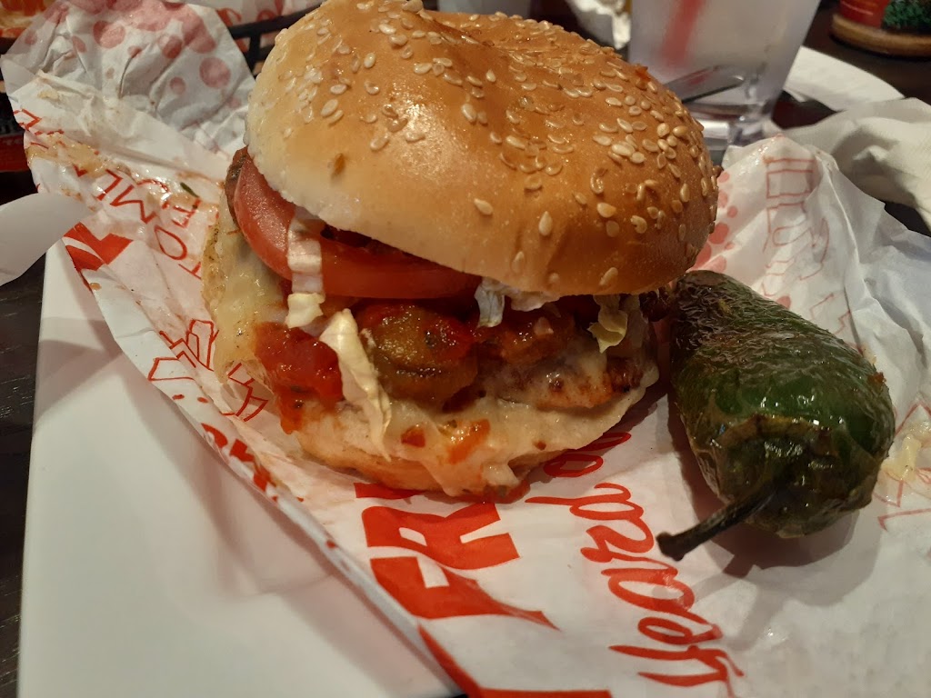 Red Robin Gourmet Burgers and Brews | 2440 E Springs Dr, Madison, WI 53704, USA | Phone: (608) 301-0435