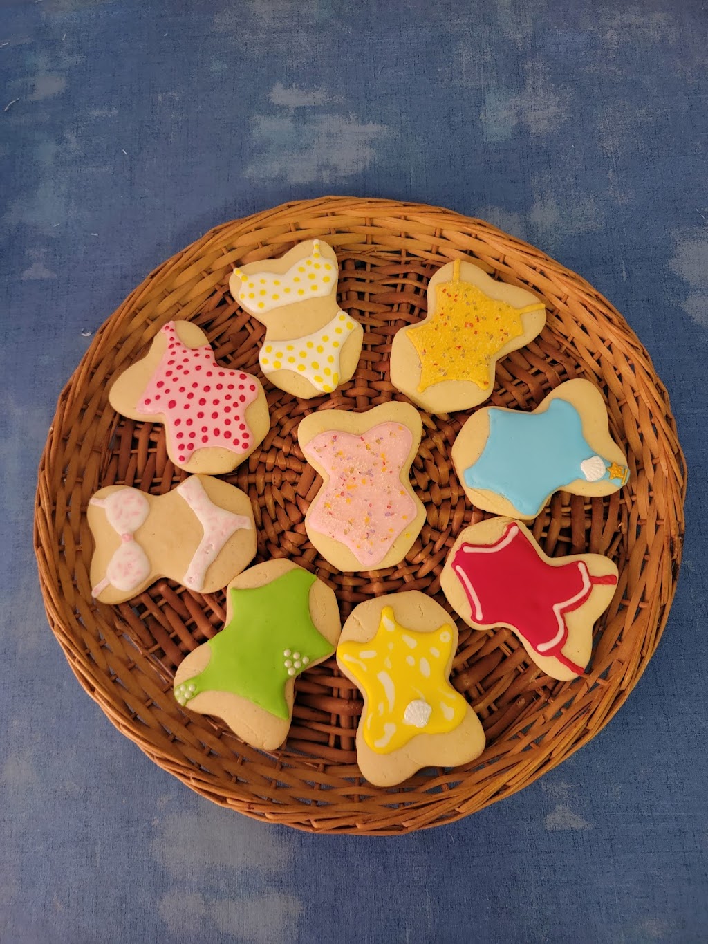 Creative Cookies by Dale | 10537 Spring Ct, La Plata, MD 20646, USA | Phone: (301) 246-2425