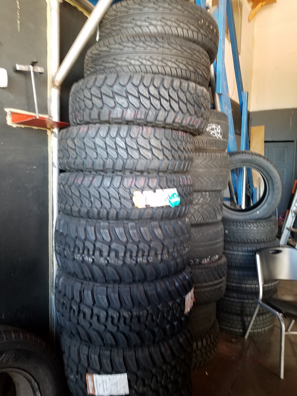 Patron Tires | 2401 N 16th St A, Phoenix, AZ 85006, USA | Phone: (602) 367-6677