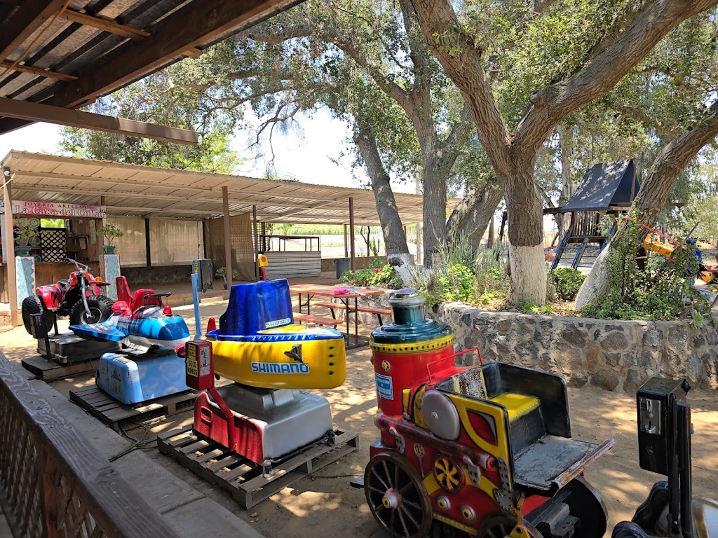 El Correcaminos | KM 93, México 3, 22766 Villa de Juárez, B.C., Mexico | Phone: 646 155 3101