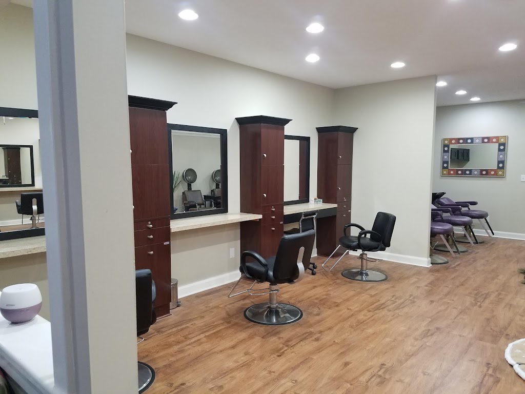 Mane Masters Hair & Nail Salon | 1100 Folkestone Rd, Columbus, OH 43220, USA | Phone: (614) 457-0717