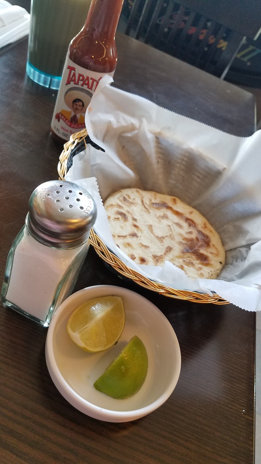 El Jocoreño Restaurant | 910 N Western Ave, Los Angeles, CA 90029, USA | Phone: (323) 462-1796