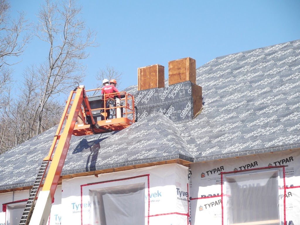 Lakeview Roofing | 542 Seacliff Dr, Kingsville, ON N9Y 2K7, Canada | Phone: (519) 733-0178