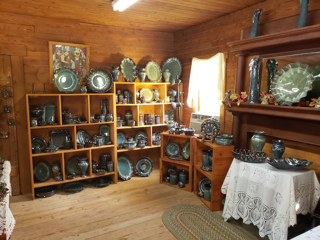 OQuinn Pottery | 4456 Busbee Rd, Seagrove, NC 27341, USA | Phone: (910) 464-5125