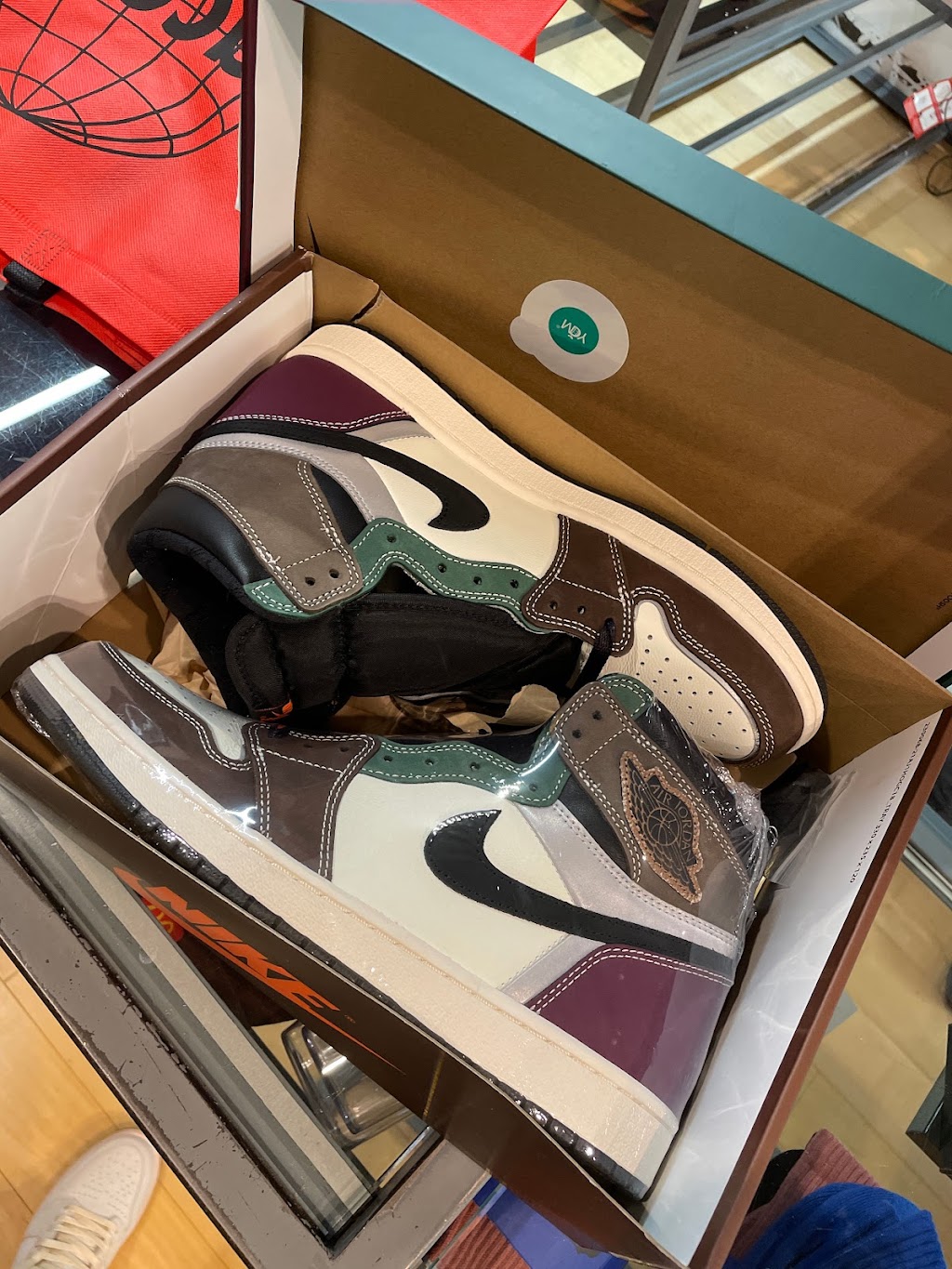 Laced Up | 1 Crossgates Mall Rd, Albany, NY 12203, USA | Phone: (518) 309-0402