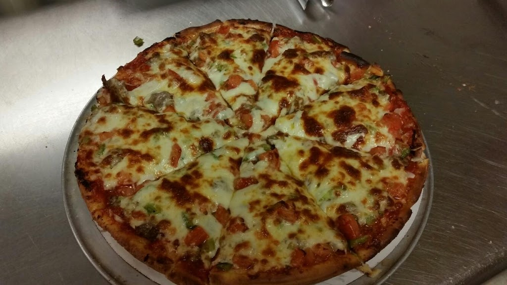 Dannys Pizza & Sports Bar | 3620 N Barbee Rd UNIT 2, Warsaw, IN 46582, USA | Phone: (574) 834-1111