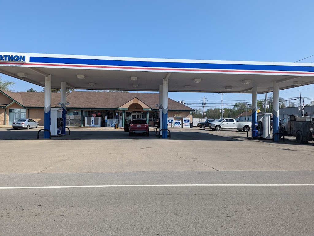 Marathon Gas | 60 W Pike St, Fayetteville, OH 45118, USA | Phone: (513) 875-2631