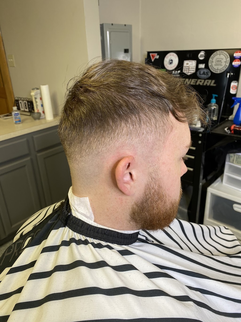 Veris Barber Shop | 214 E Main St, Worthington, PA 16262, USA | Phone: (724) 954-8772