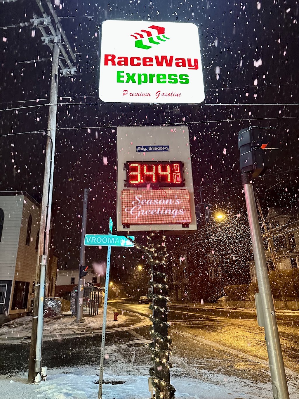 RaceWay Express | 313 Main St, Amsterdam, NY 12010, USA | Phone: (518) 627-4193