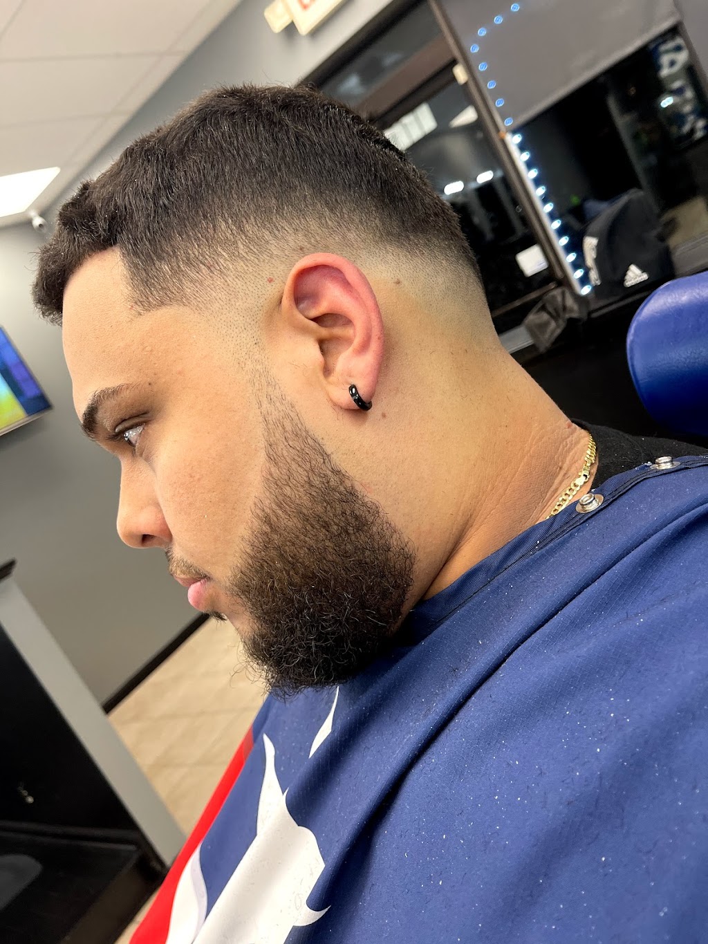 Blades Barbershop | 2890 Garber Way, Woodbridge, VA 22192, USA | Phone: (703) 910-4695