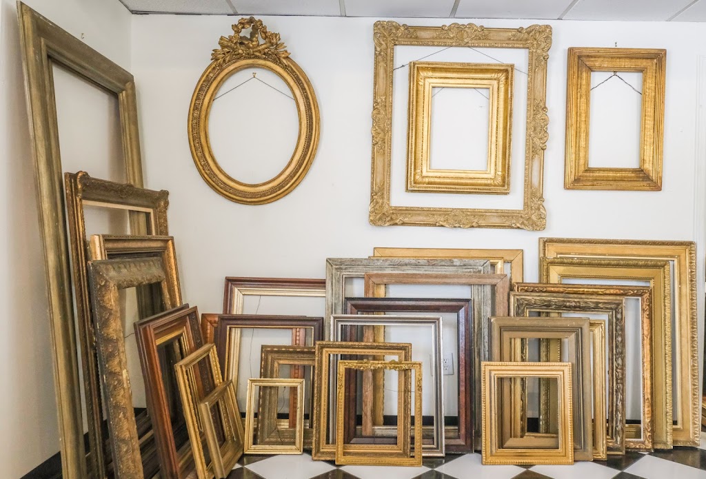Old Kinderhook Auction Company | 3350 US-9, Valatie, NY 12184, USA | Phone: (518) 912-4747 Old Kinderhook Auction Company | 3350 US-9, Valatie, NY 12184, USA | Phone: (518) 912-4747