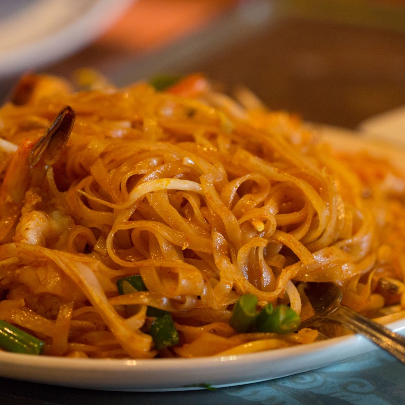 Thai Dishes (Valencia) | 23328 Valencia Blvd, Santa Clarita, CA 91355, USA | Phone: (661) 253-3663