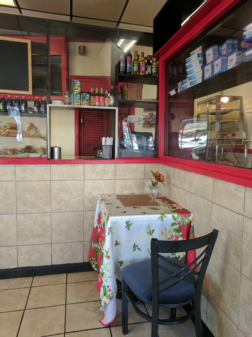 Shawnies Caribbean Cuisine | 318 Amsterdam Ave, Roselle, NJ 07203, USA | Phone: (908) 445-8946