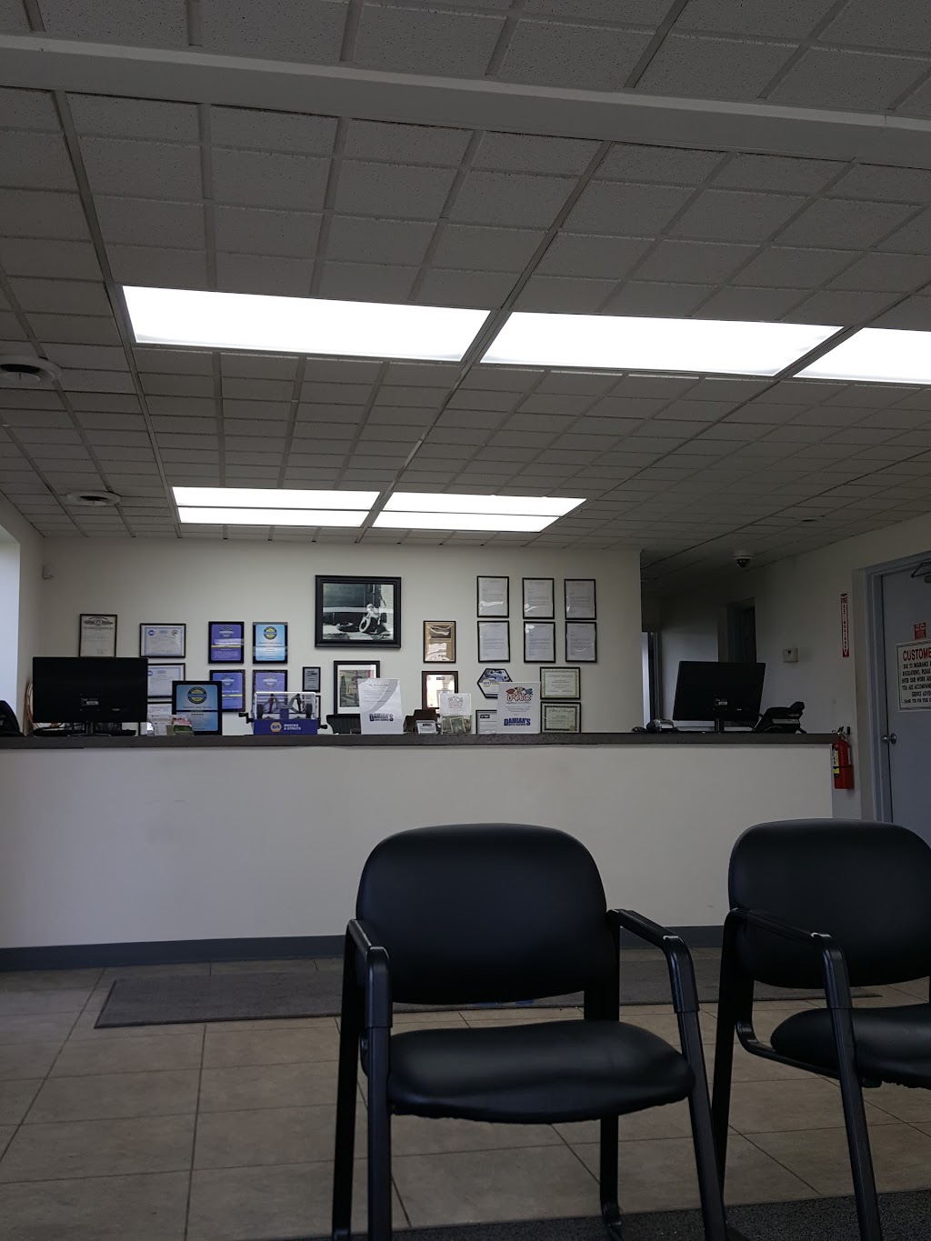 Damians Auto Service | 6200 15 Mile Rd, Sterling Heights, MI 48312, USA | Phone: (586) 698-2175