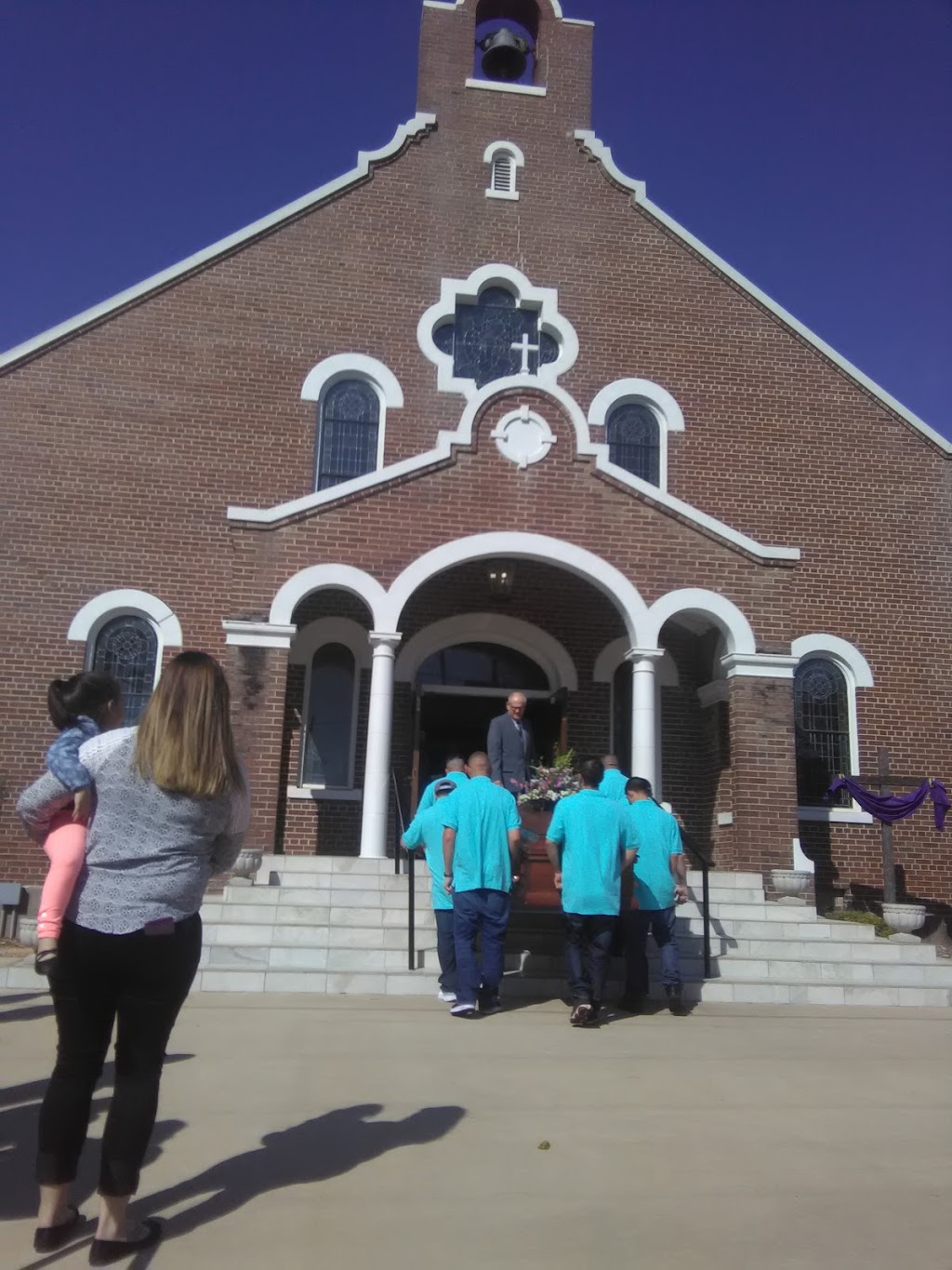 St. Mary Catholic Church | 825 N Weaver St, Gainesville, TX 76240, USA | Phone: (940) 665-5395