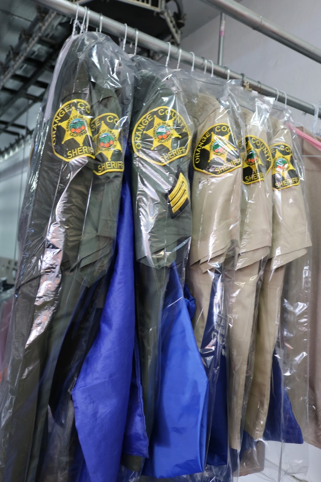 Clockwork Cleaners | 431 N Tustin St, Orange, CA 92867, USA | Phone: (714) 912-4800 Clockwork Cleaners | 431 N Tustin St, Orange, CA 92867, USA | Phone: (714) 912-4800