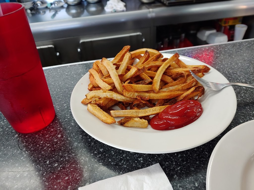 Pam & Als Diner - Clyde, OH | 222 W McPherson Hwy, Clyde, OH 43410, USA | Phone: (419) 547-9947