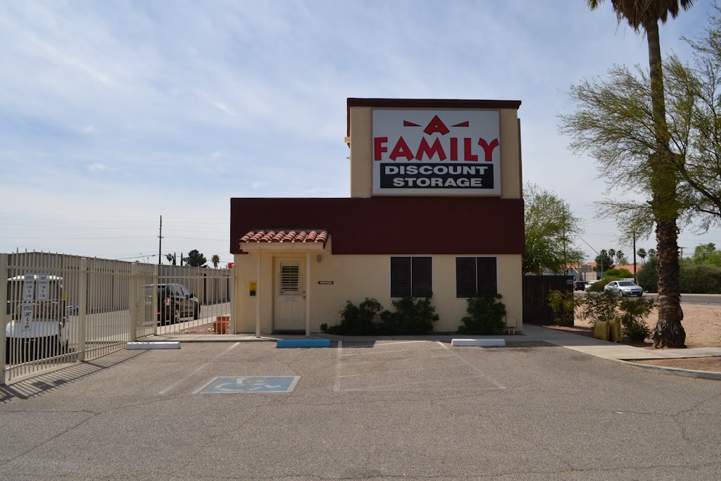 A Family Storage | 1747 S Swan Rd, Tucson, AZ 85711, USA | Phone: (520) 571-7171