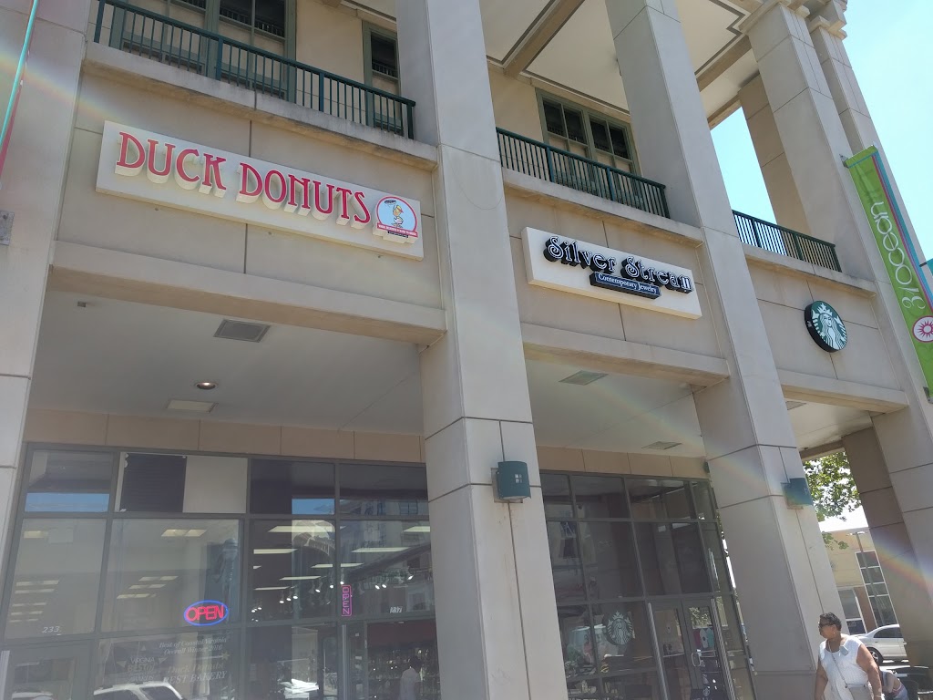 Duck Donuts | 233 Laskin Rd, Virginia Beach, VA 23451, USA | Phone: (757) 962-1990