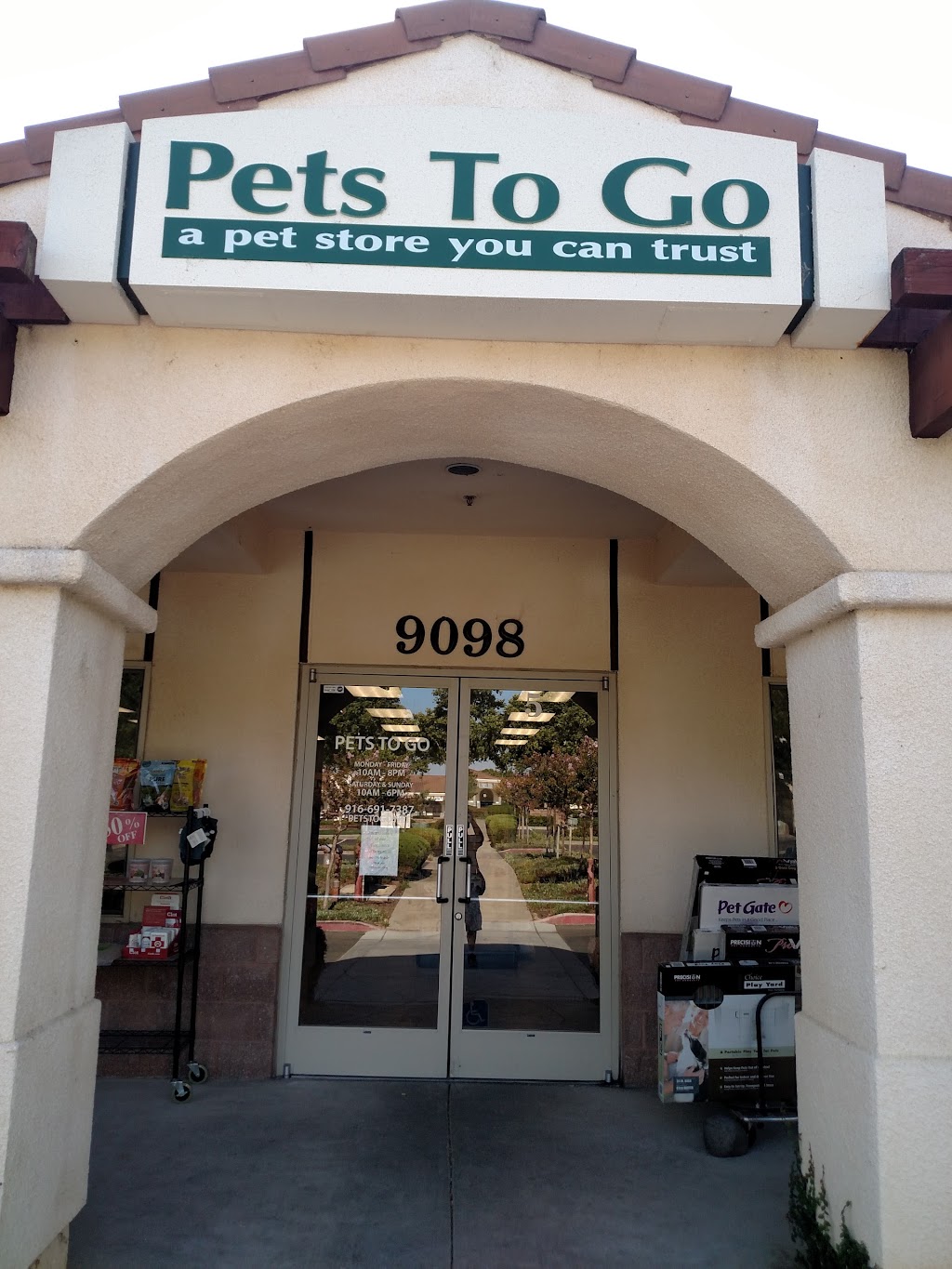 Pets To Go | 9098 Laguna Main St #5, Elk Grove, CA 95758, USA | Phone: (916) 691-7387