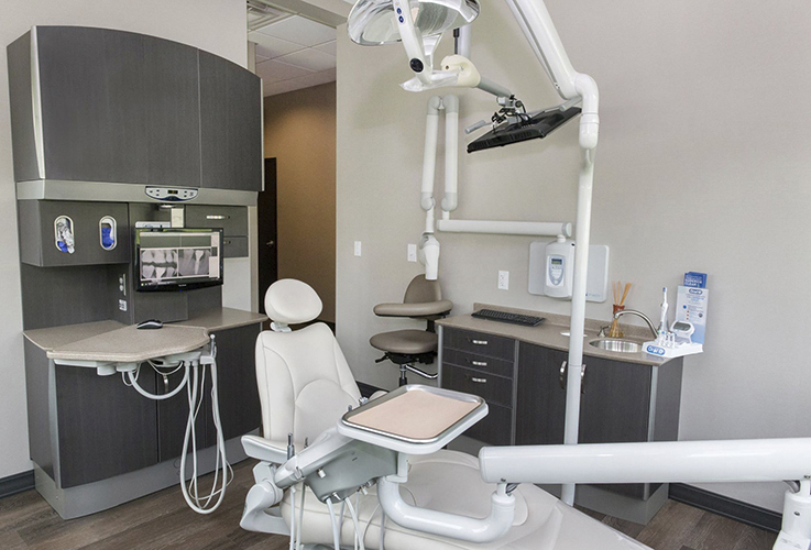 Tindal Prosthodontics | 5911 N Honore Ave, Sarasota, FL 34243, USA | Phone: (941) 225-2520