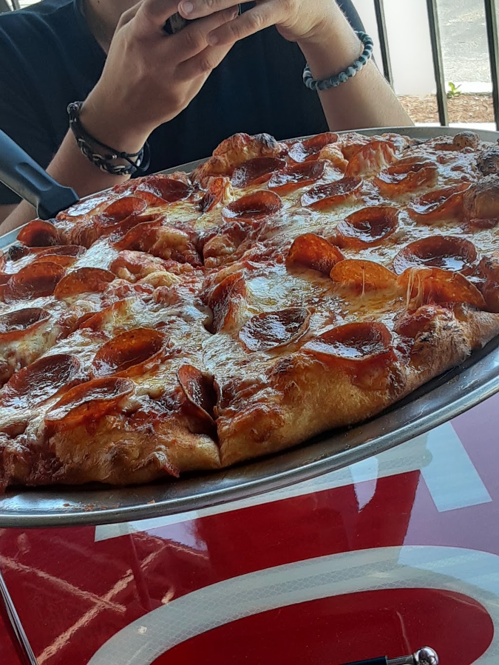 Highway Pizza | 3044 Richmond Rd, Williamsburg, VA 23185, USA | Phone: (757) 920-5242