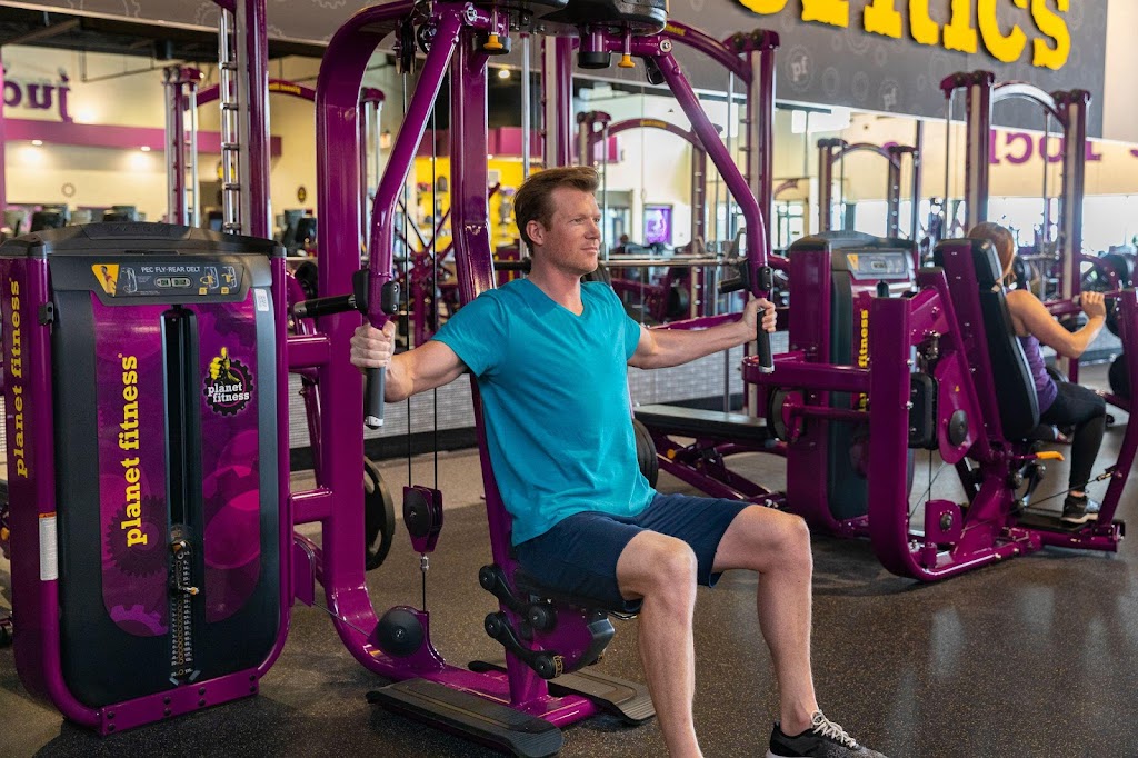 Planet Fitness | 2507 S Horner Blvd, Sanford, NC 27330, USA | Phone: (919) 276-5360