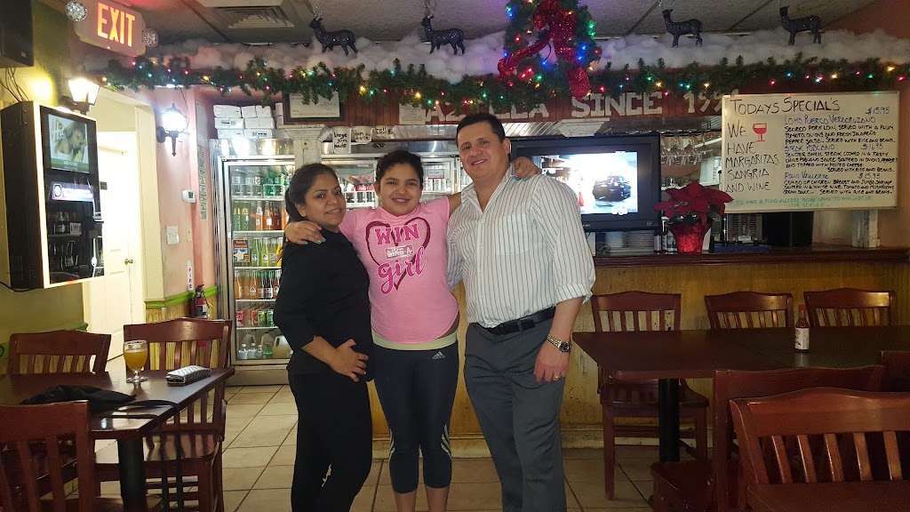 Azteca mexican restaurant | 125 E Main St, Mt Kisco, NY 10549, USA | Phone: (914) 242-9313